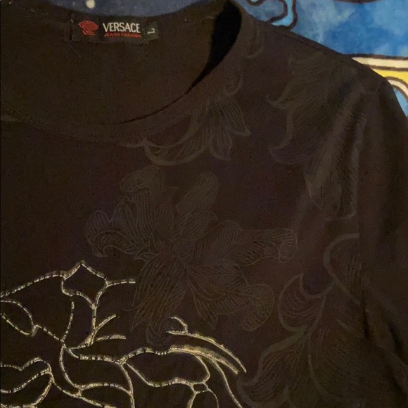 Versace shirt - Picture 2 of 2